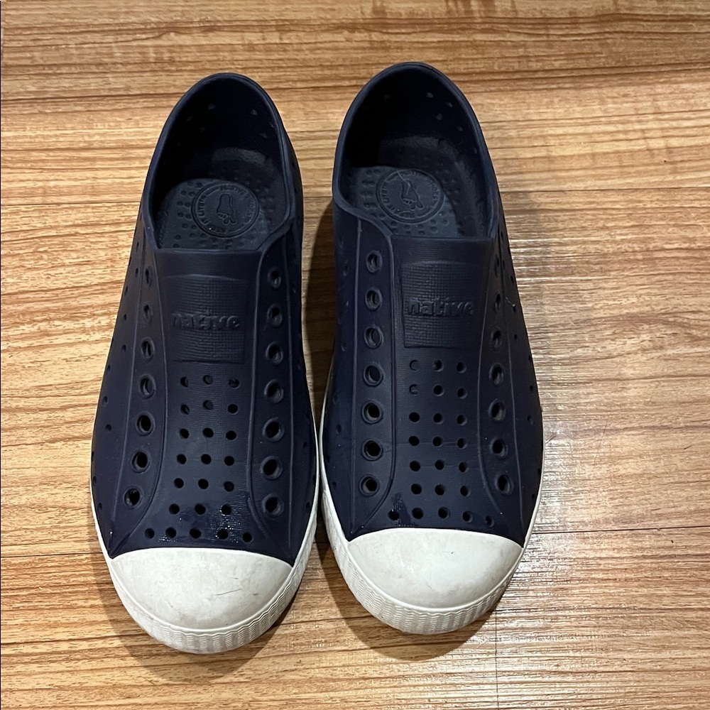 Native Shoes Kids Slip-On Water Shoes in Navy and White Toe